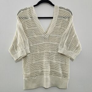 Forever 21 Cream V-Neck Knit Short Sleeve Sweater